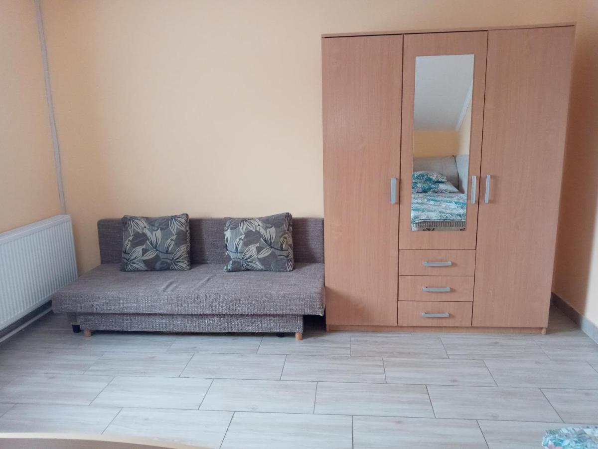 Napsugar Apartmanhaz Balatonlelle Ngoại thất bức ảnh