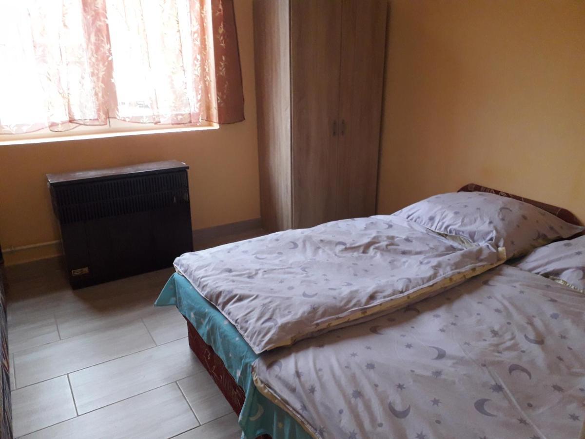 Napsugar Apartmanhaz Balatonlelle Ngoại thất bức ảnh