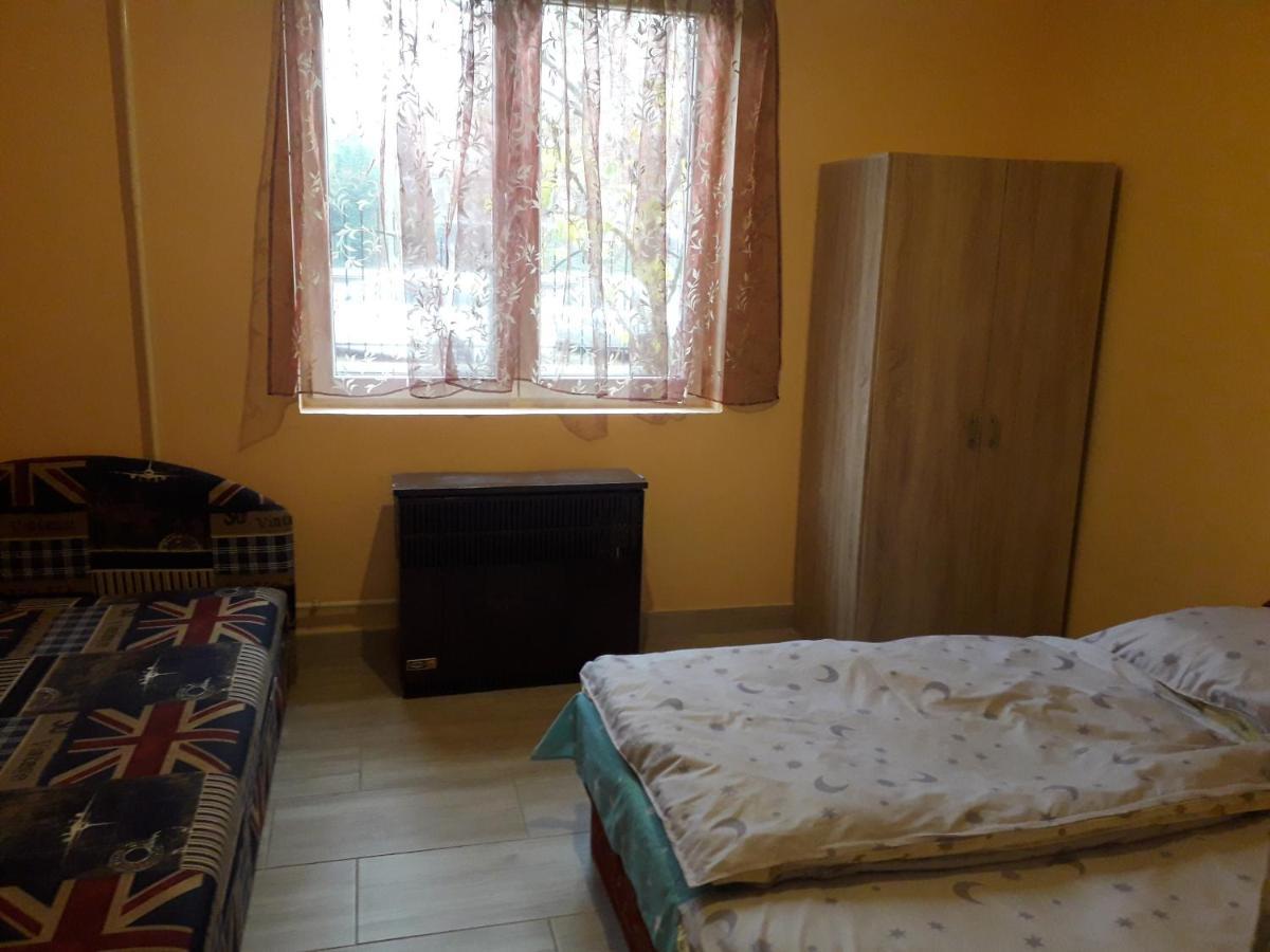 Napsugar Apartmanhaz Balatonlelle Ngoại thất bức ảnh
