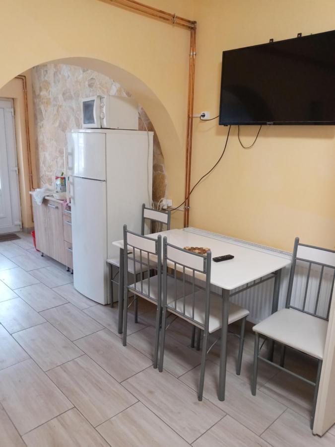 Napsugar Apartmanhaz Balatonlelle Ngoại thất bức ảnh