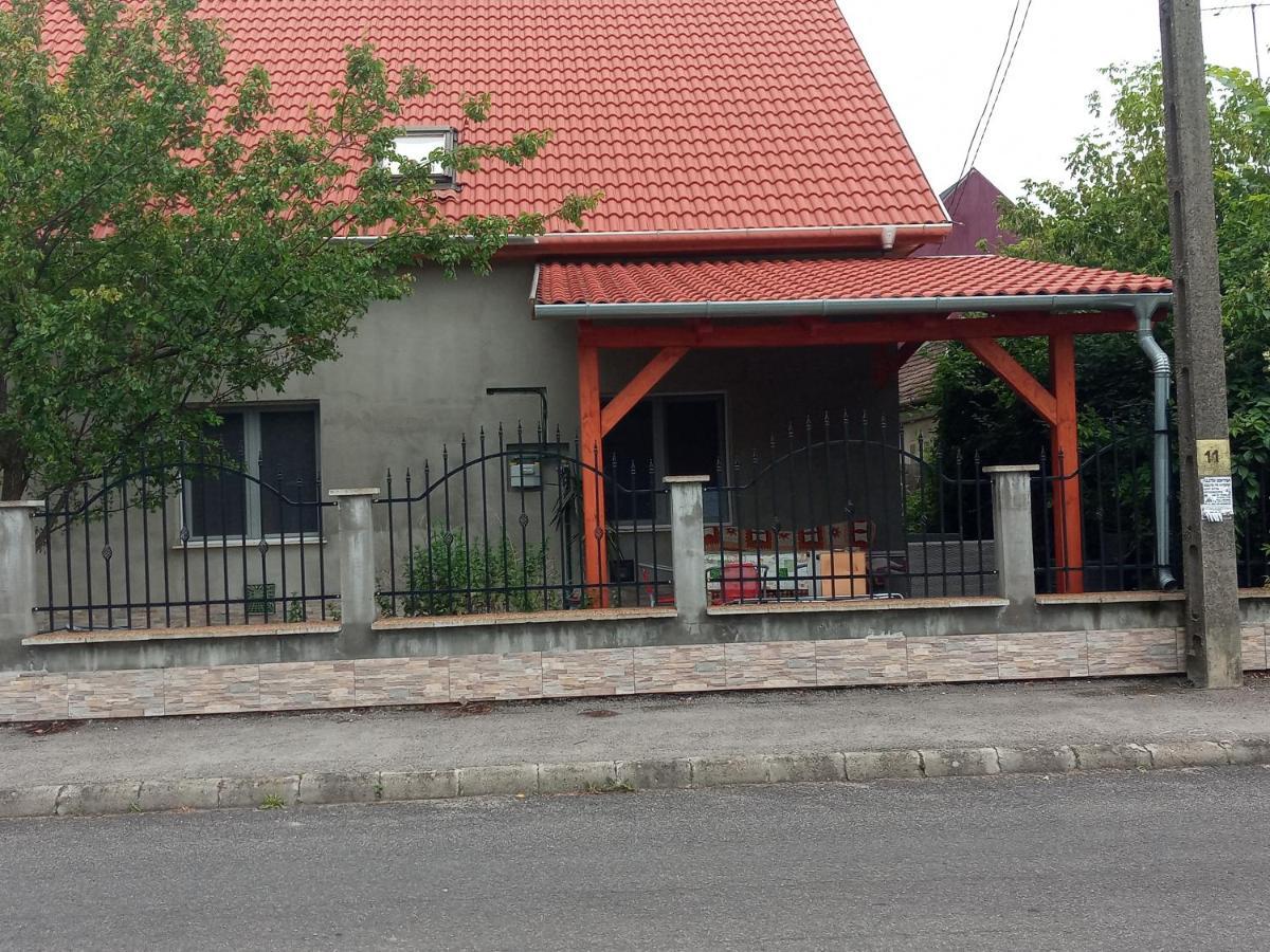 Napsugar Apartmanhaz Balatonlelle Ngoại thất bức ảnh