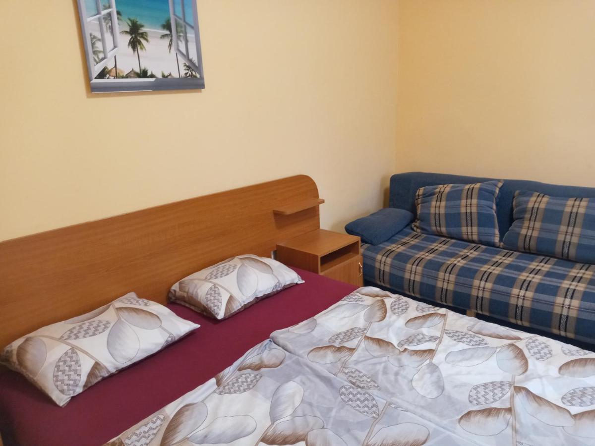 Napsugar Apartmanhaz Balatonlelle Ngoại thất bức ảnh