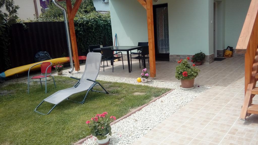 Napsugar Apartmanhaz Balatonlelle Ngoại thất bức ảnh
